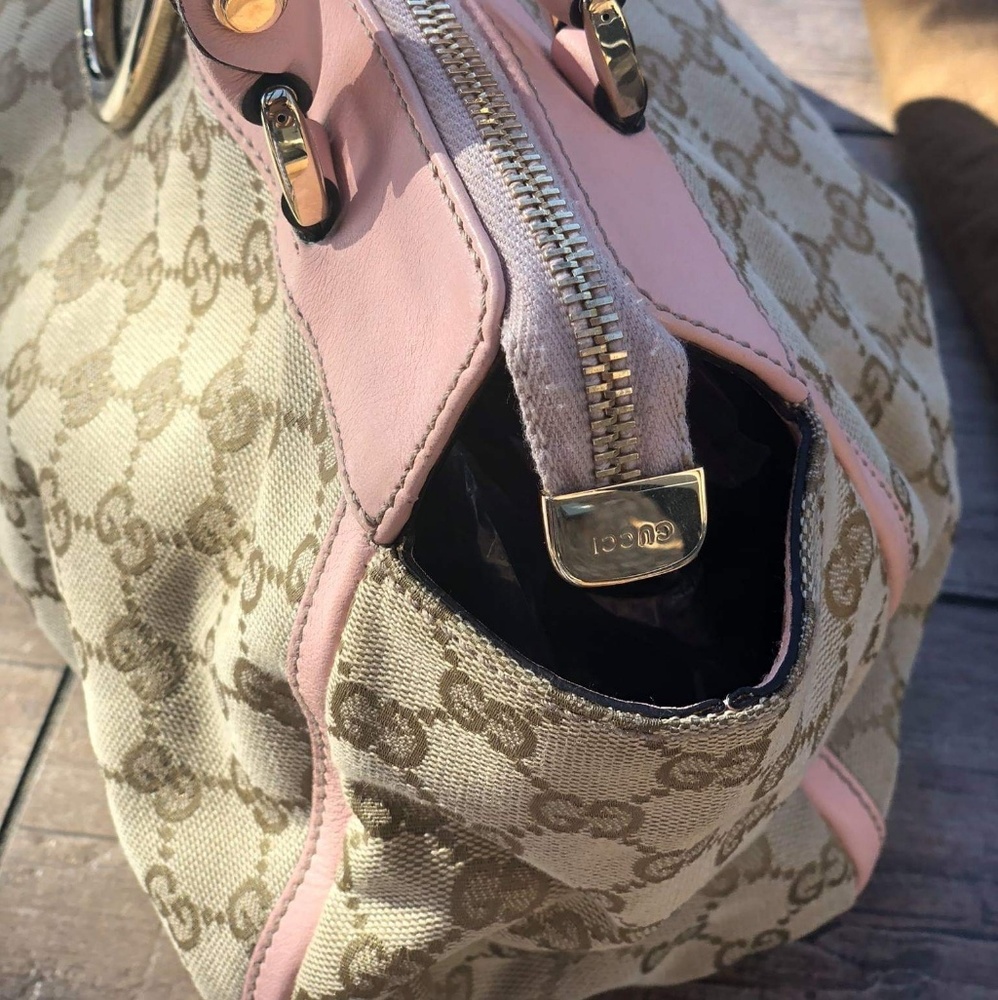 Sold-Authentic Gucci Tote Bag - Picture 3 of 8